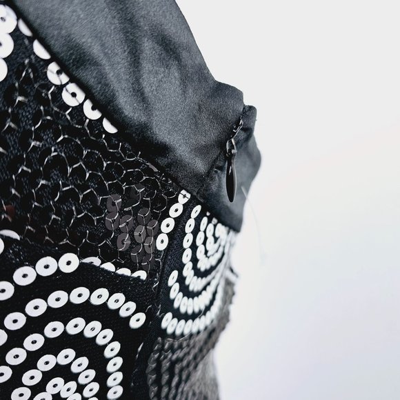 Vintage Cache Black White Sequin Satin Mini Halter Party Dress, Sz 6 - Picture 8 of 12